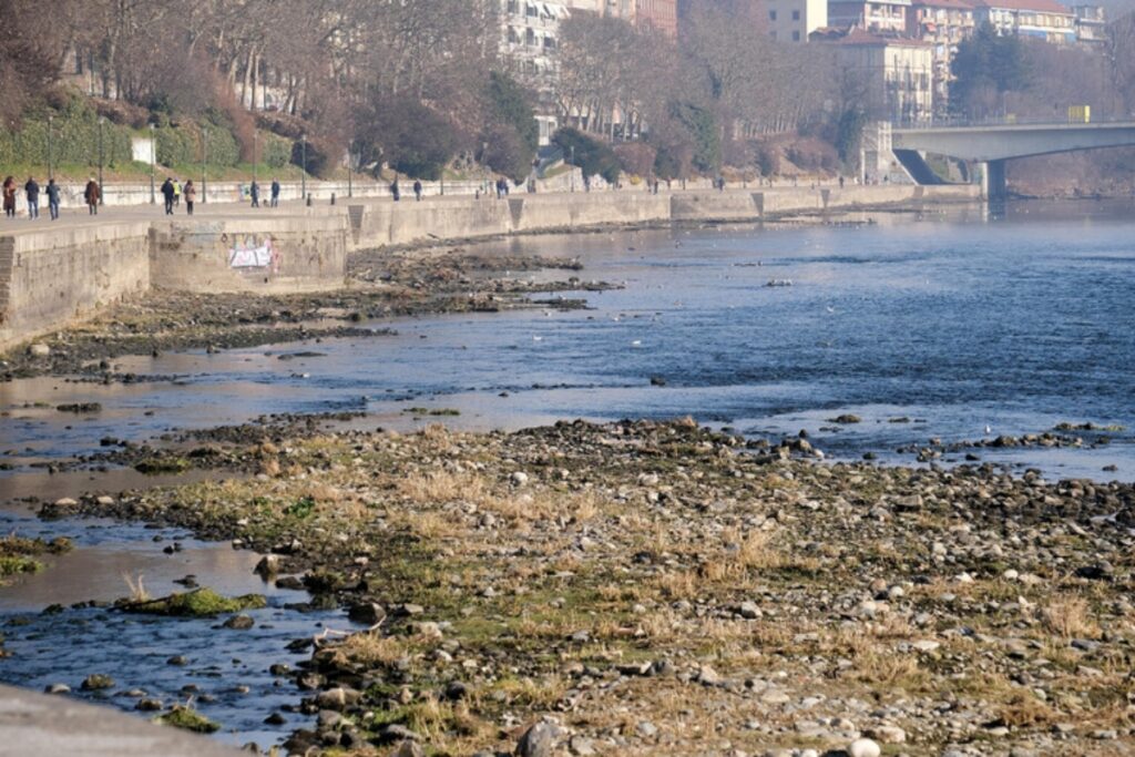 il fiume po in secca
