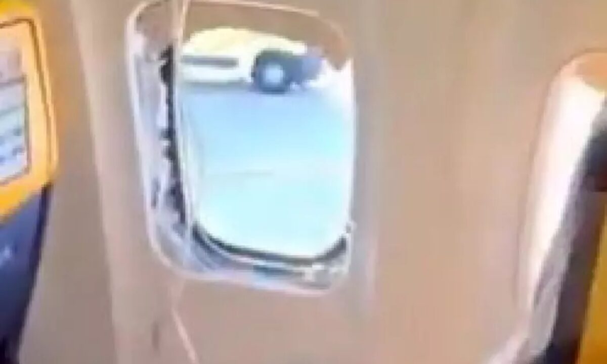 finestrino volo ryanair