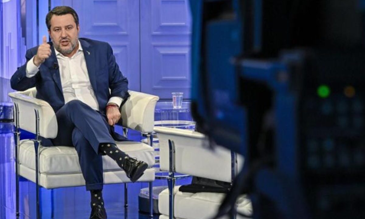 salvini in tv