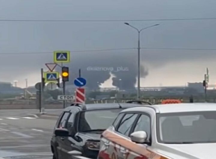 Droni ucraini attaccano San Pietroburgo, a fuoco terminal petrolifero