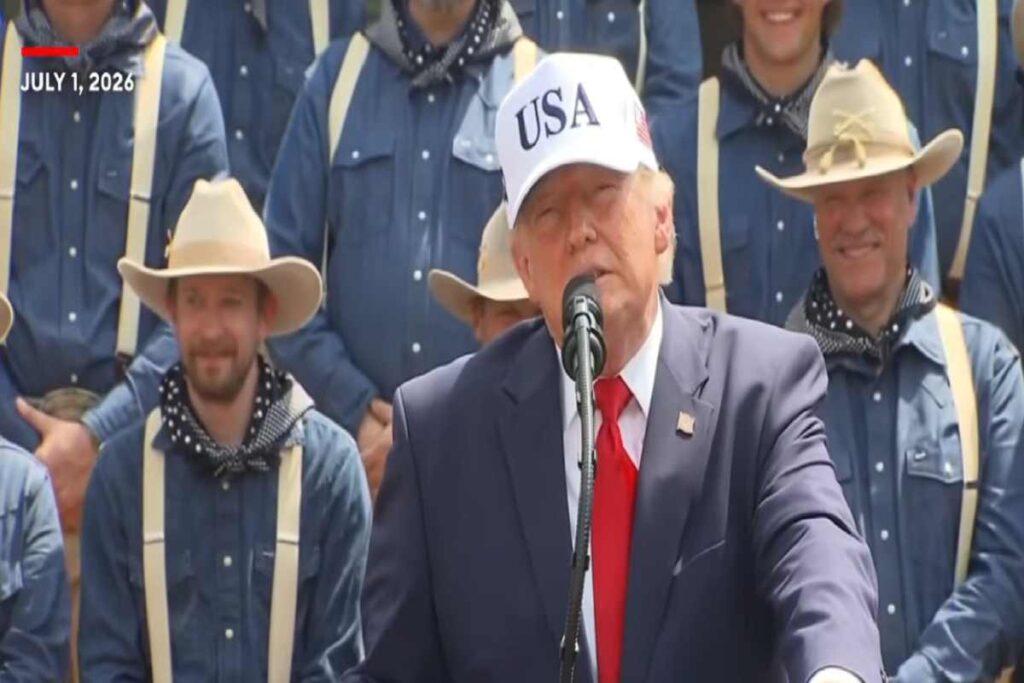 Trump e la battuta sull'incesto: "Guardate che belli i miei due figli, potremmo fare un threesome"