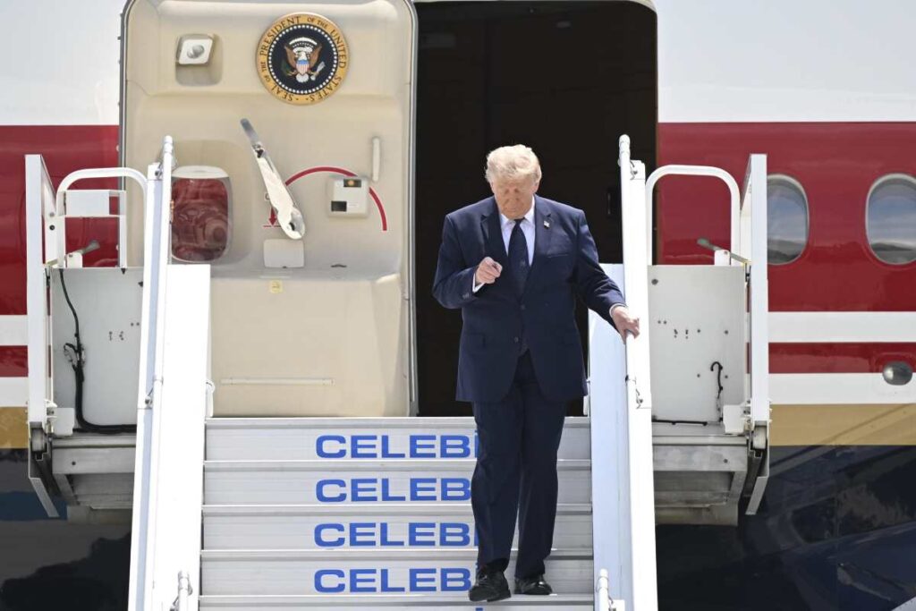 Trump arriva al vertice Nato