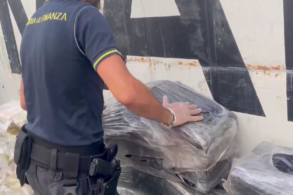 https://www.blitzquotidiano.it/wp-content/uploads/2026/07/vado-ligure.jpg