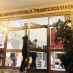 L'ingresso del liceo Vivona
