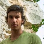 Uno dei volti ricostruiti con l'intelligenza artificiale