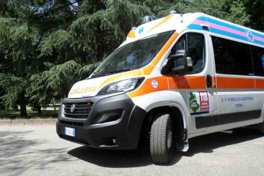 Un'ambulanza