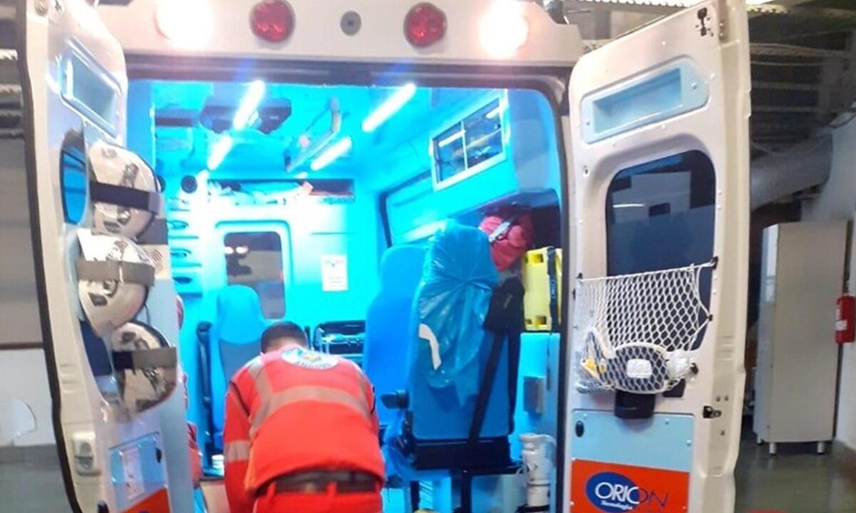 Un'ambulanza