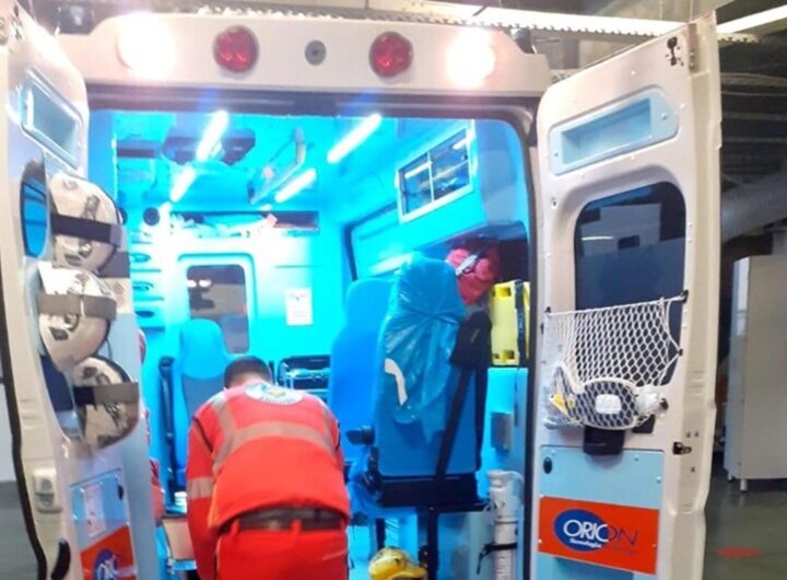Un'ambulanza