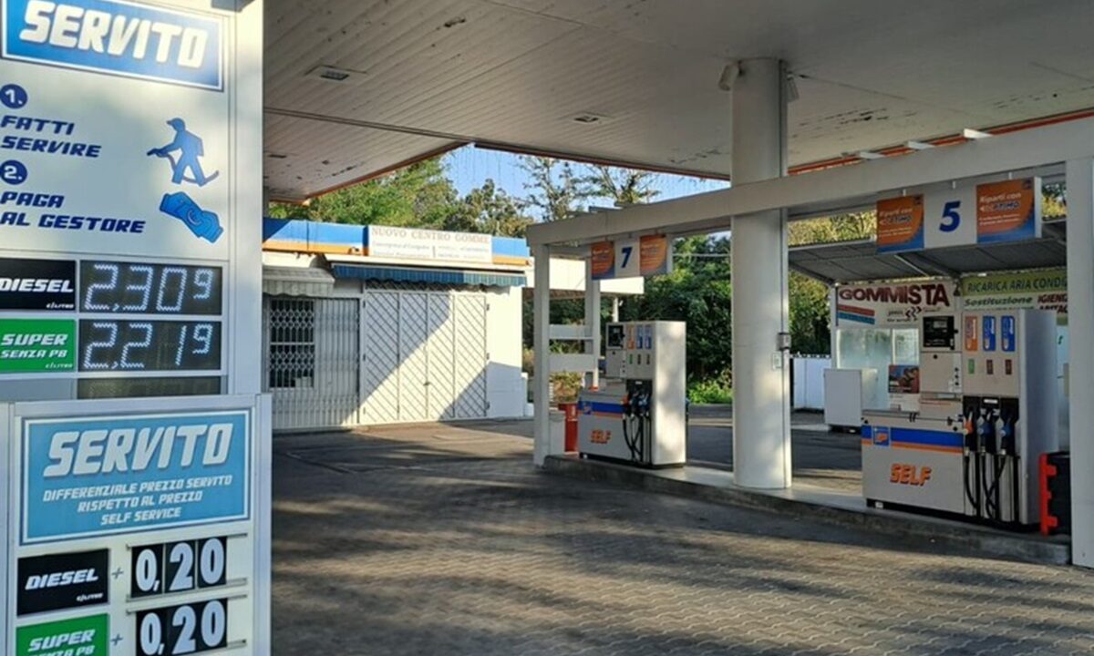 Una pompa di benzina