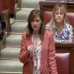 L'onorevole Braga del Pd annuncia la morte di Guccini alla Camera