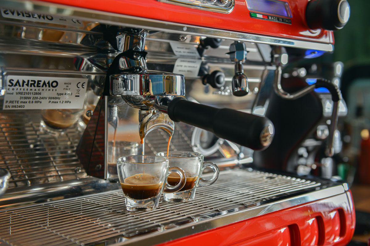 caffè espresso al bar