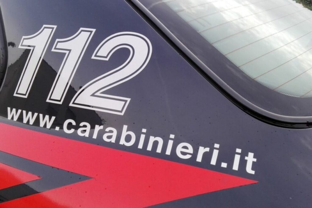 A 14 anni salva la mamma dalle botte del padre, uomo arrestato