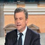 Calenda: "I migranti? Un falso problema. Vannacci è un asset russo"