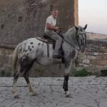 massimiliano a cavallo