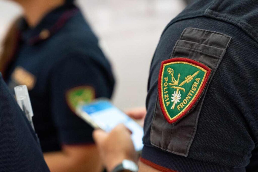 Polizia di frontiera