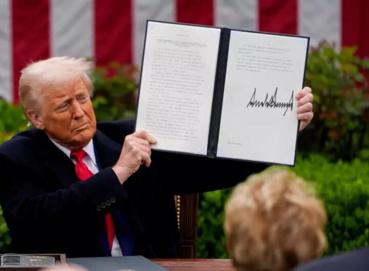 Trump firma i dazi