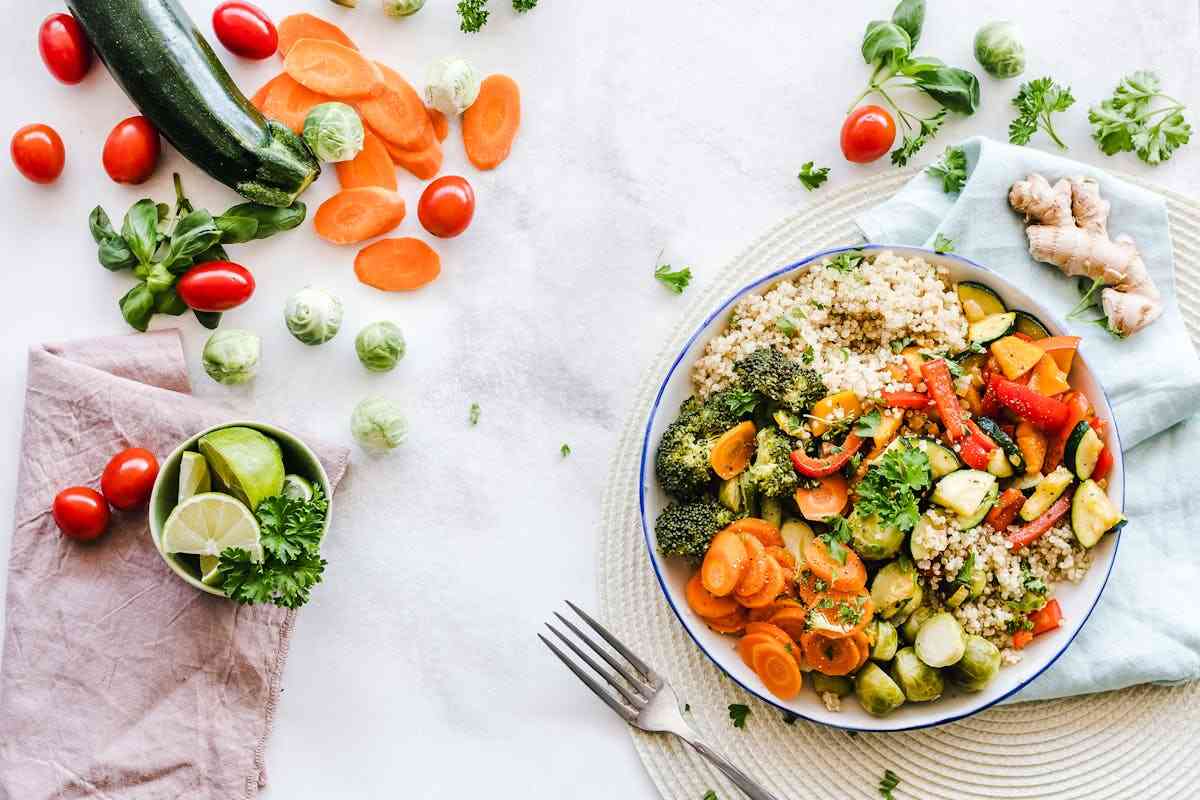 dieta sana ricca di frutta e verdura
