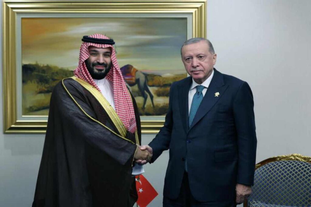 Il presidente turco Recep Tayyip Erdogan e il principe ereditario saudita Mohammed bin Salman