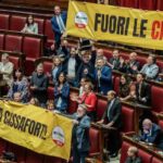 La protesta M5s alla Camera