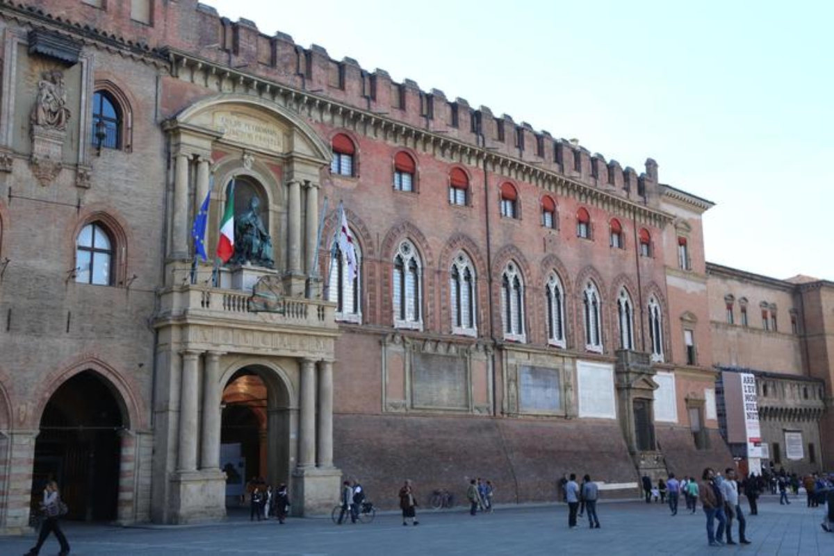palazzo occorsi bologna