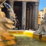 La fontana del Pantheon è gialla