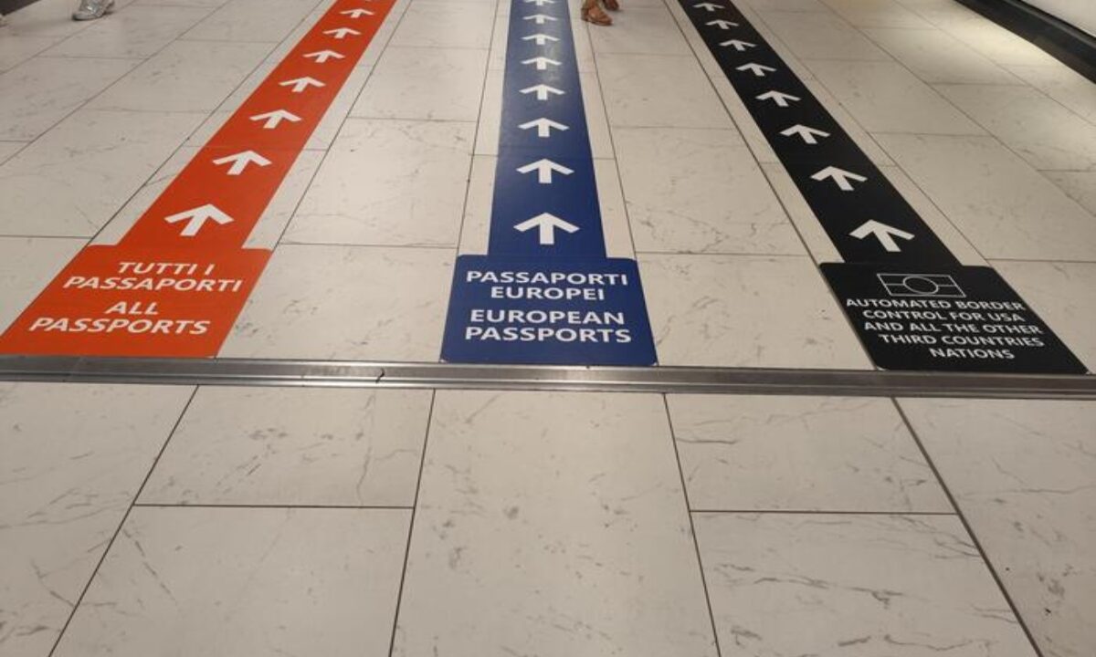 dogana passaporti