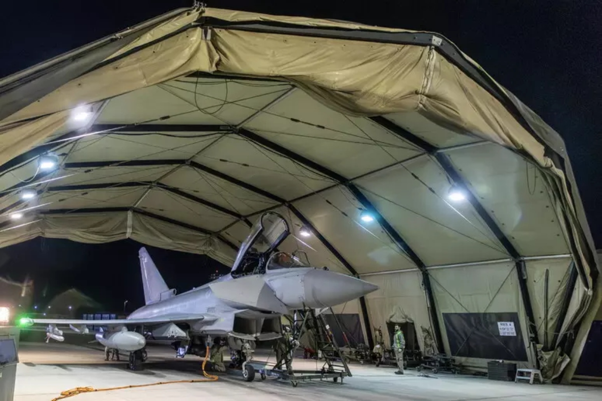 https://www.blitzquotidiano.it/wp-content/uploads/2026/08/raf-base_ansa-1.jpg