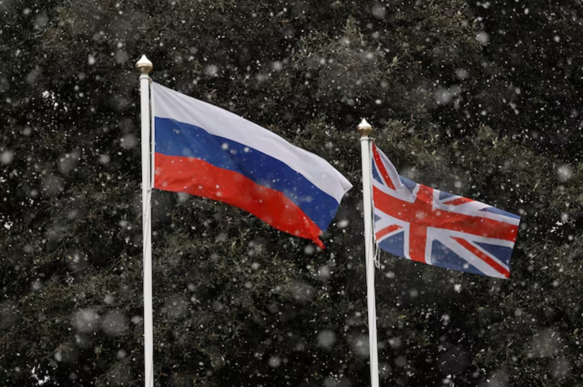 bandiere di russio e regno unito