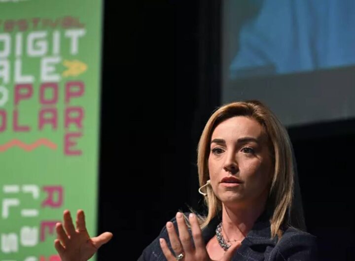 La sindaca di Genova Silvia Salis