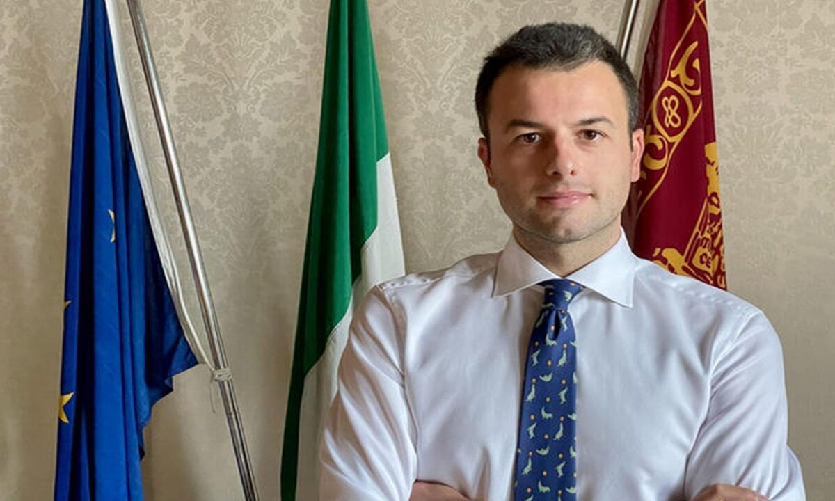 Il sindaco di Venezia Simone Venturini