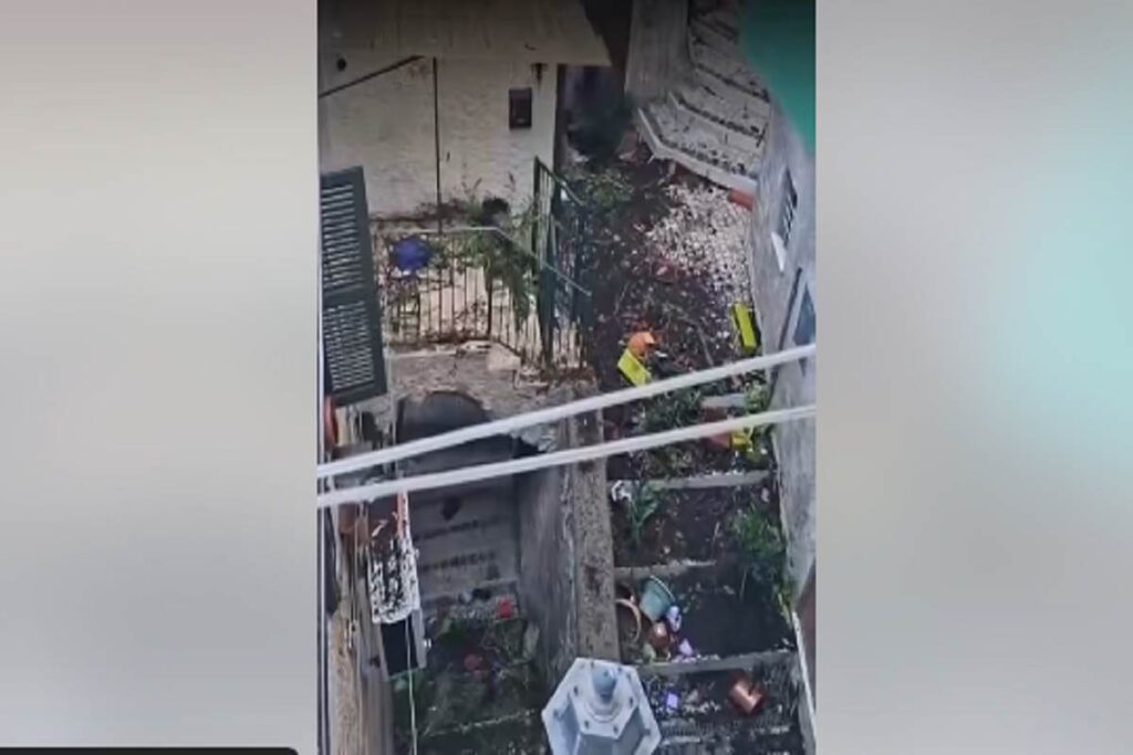 Un uomo alto quasi due metri semina il panico ad Olevano Romano: "Ha distrutto tutto". Feriti quattro carabinieri e il sindaco