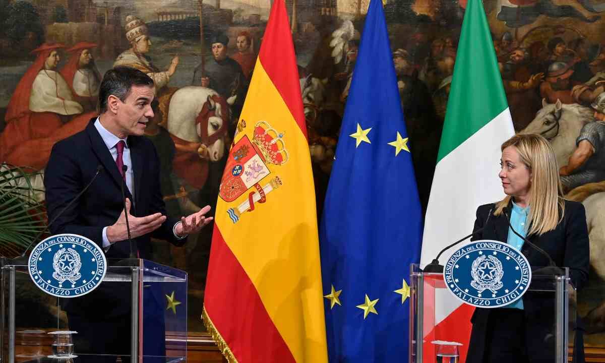 Sanchez con la Meloni