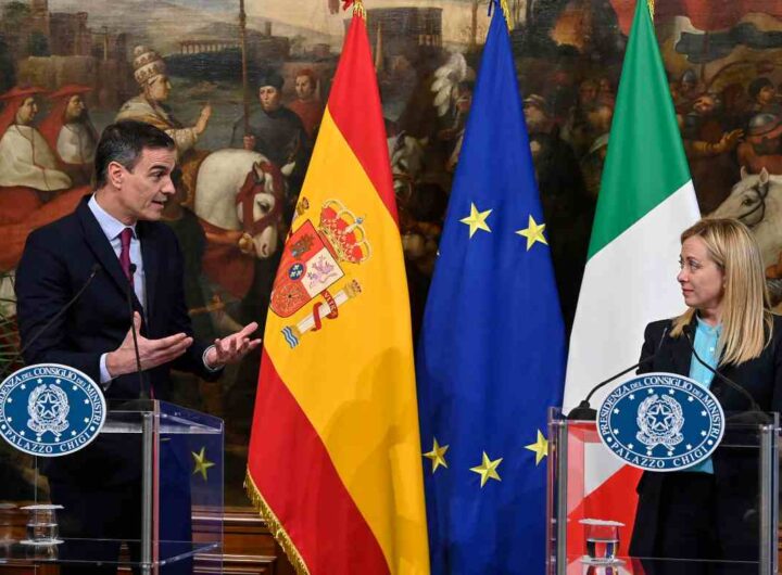 Sanchez con la Meloni