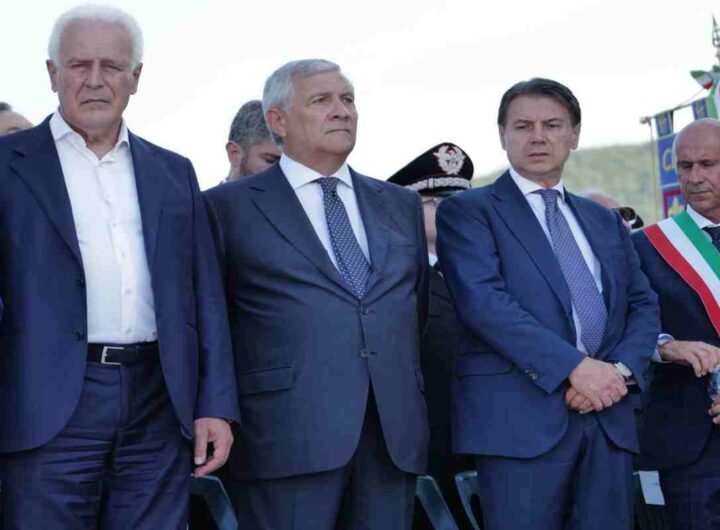 A Sant'Anna di Stazzema c'è anche Tajani