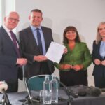 Da sinistra a destra: Rhun ap Iorweth (Galles), John Swinney (Scozia), Mary Lou McDonald e Michelle O 'Neill (Irlanda del Nord