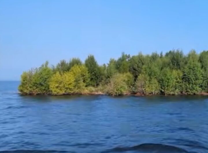 isola scompare e riappare