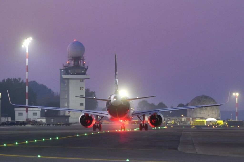 aereo in pista