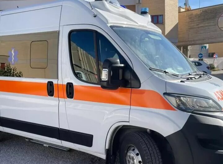 Un'ambulanza