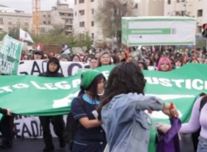 Proteste in Cile per il diritto all'aborto