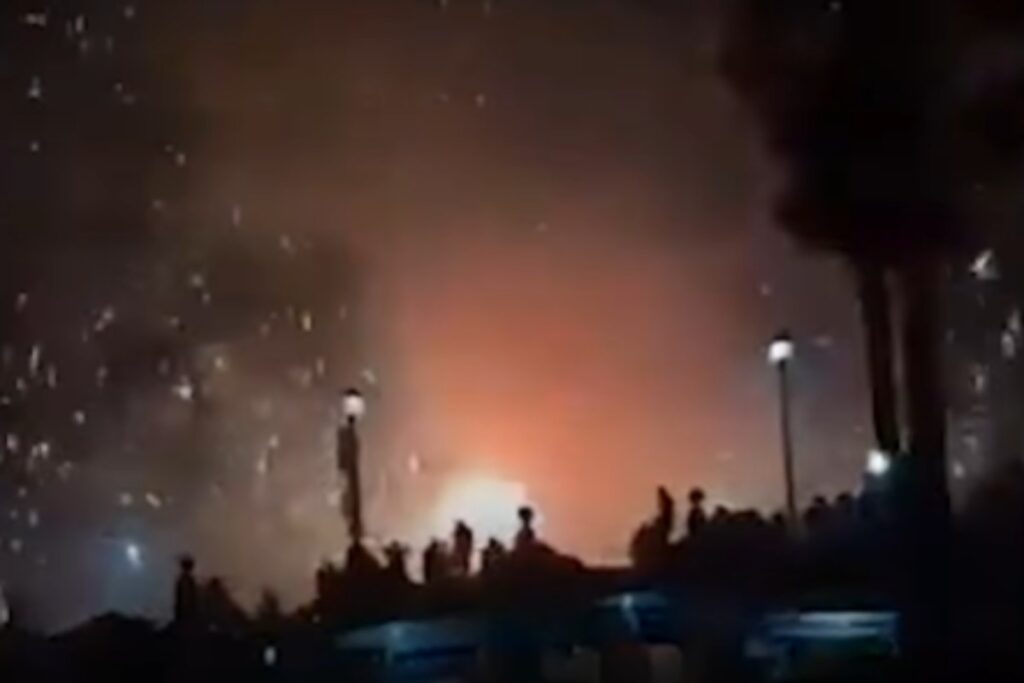 Esplosione fuochi d'artificio