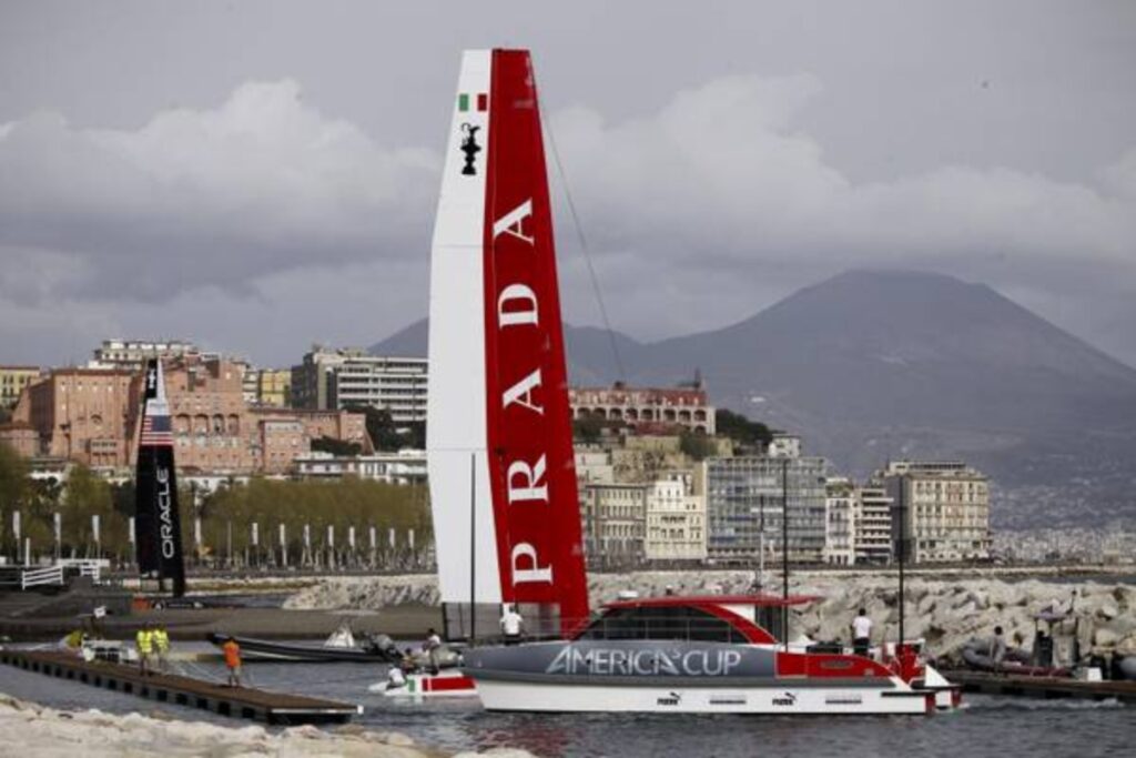 luna rossa