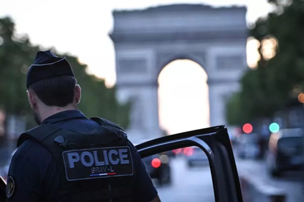 polizia parigi