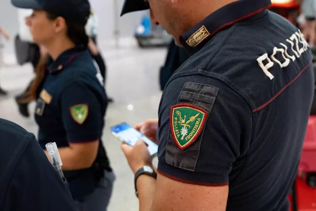 La polizia