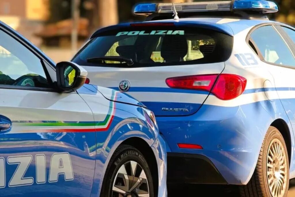 macchina polizia