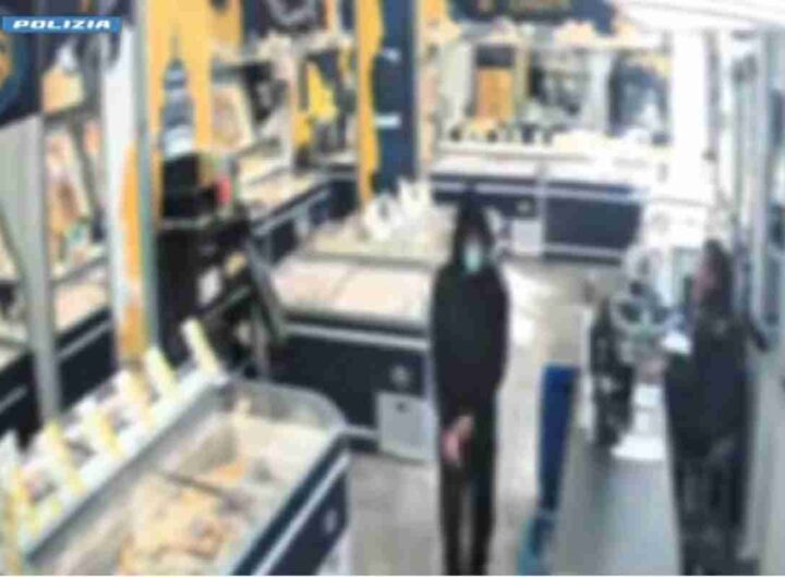 Rapina sei volte lo stesso negozio, individuato grazie al vistoso tatuaggio sul braccio
