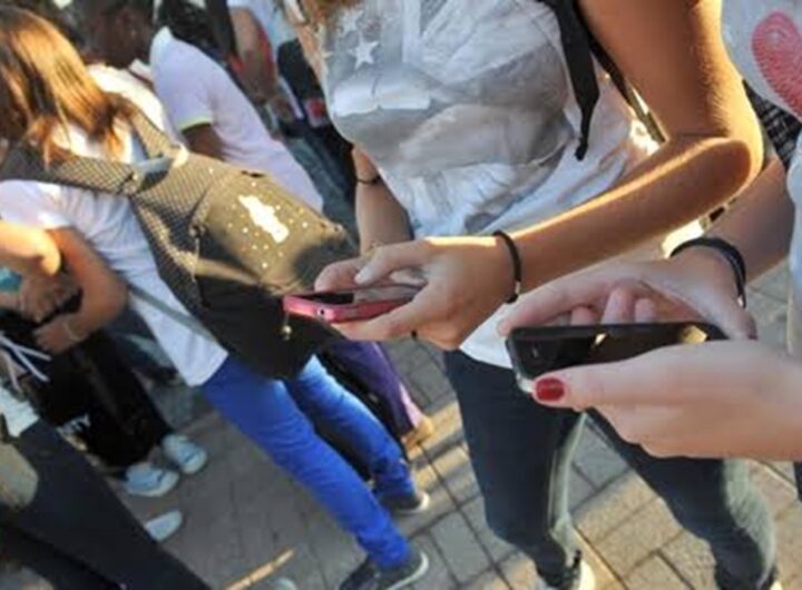 Chat tra ragazze