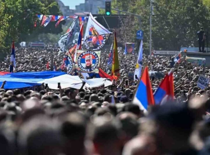 Serbia, il video del funerale Ratko Mladić: onori militari e di Stato al "Macellaio dei Balcani"
