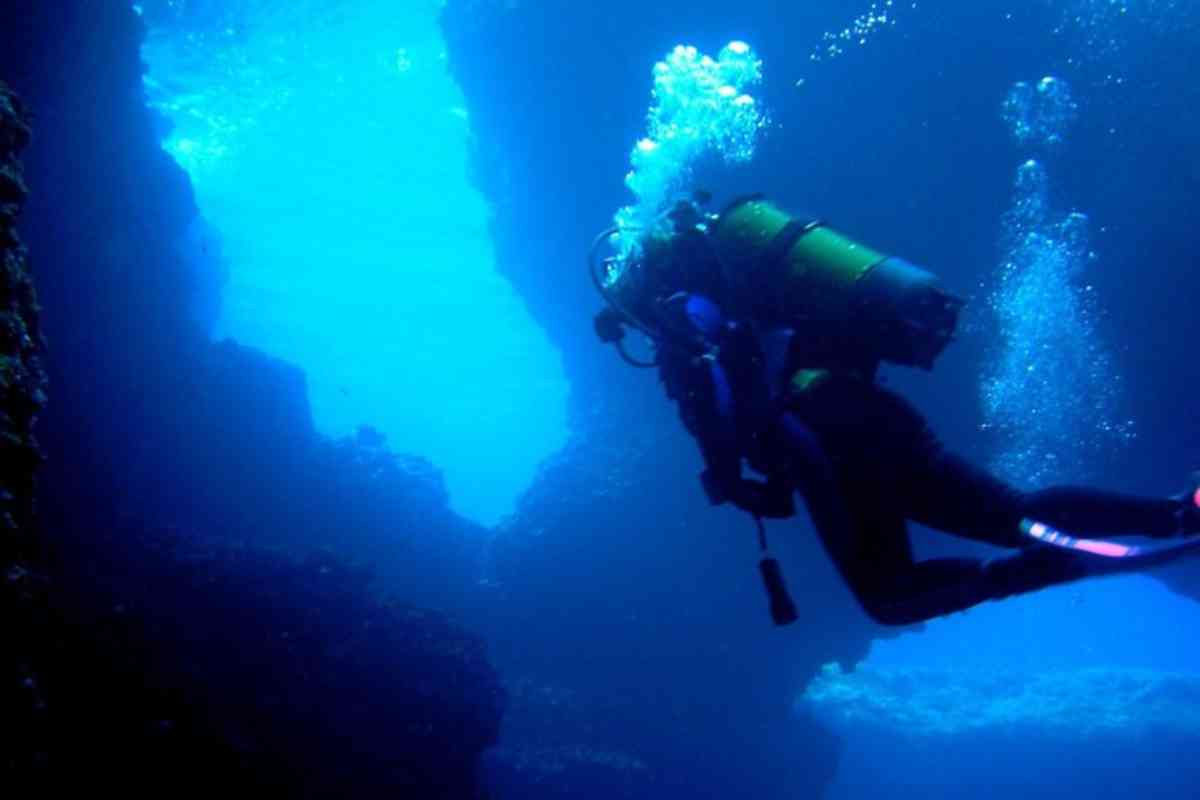 https://www.blitzquotidiano.it/wp-content/uploads/2026/09/sub_acqua-1.jpg