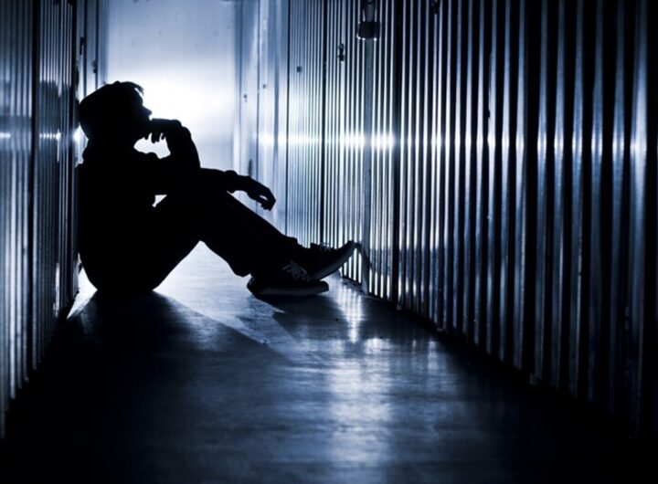 Suicidi
