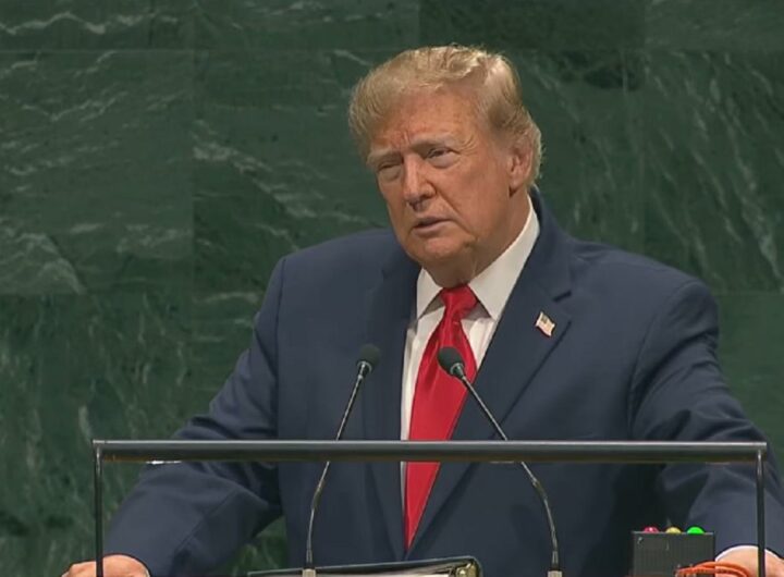 Trump all'Onu: "Con l'Iran o un accordo o li anniento. Mentre gli altri parlavano di pace io l'ho realizzata"